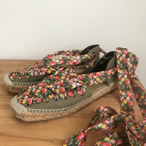 Balenciaga Espadrilles - Picture 3 of 7